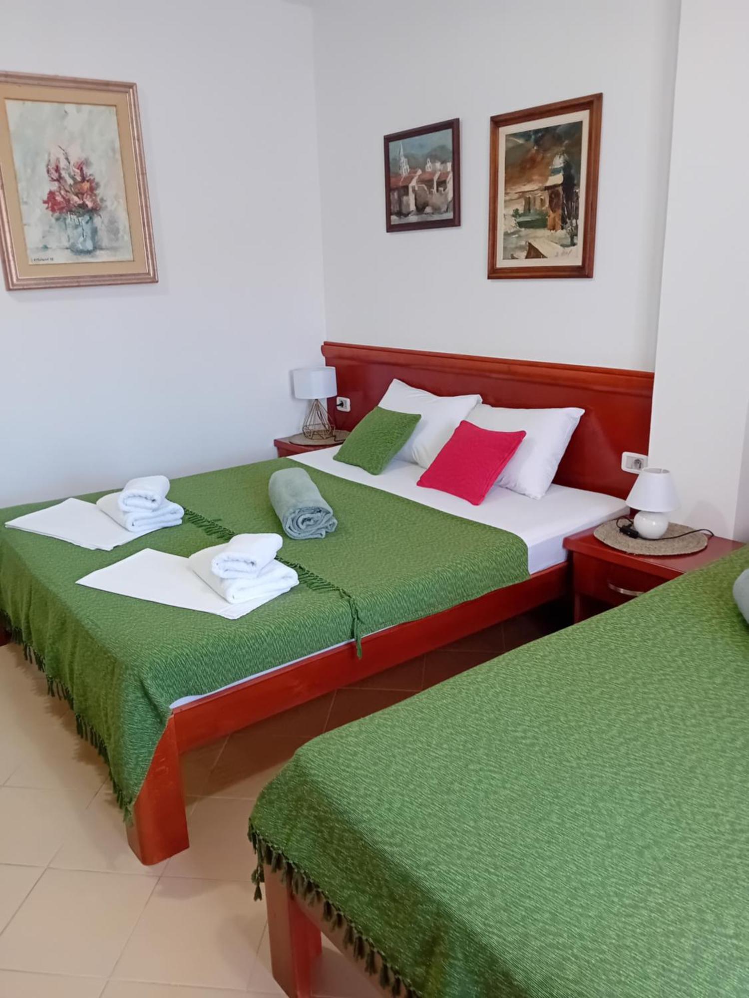 Apartments Krapina Lux بودفا المظهر الخارجي الصورة