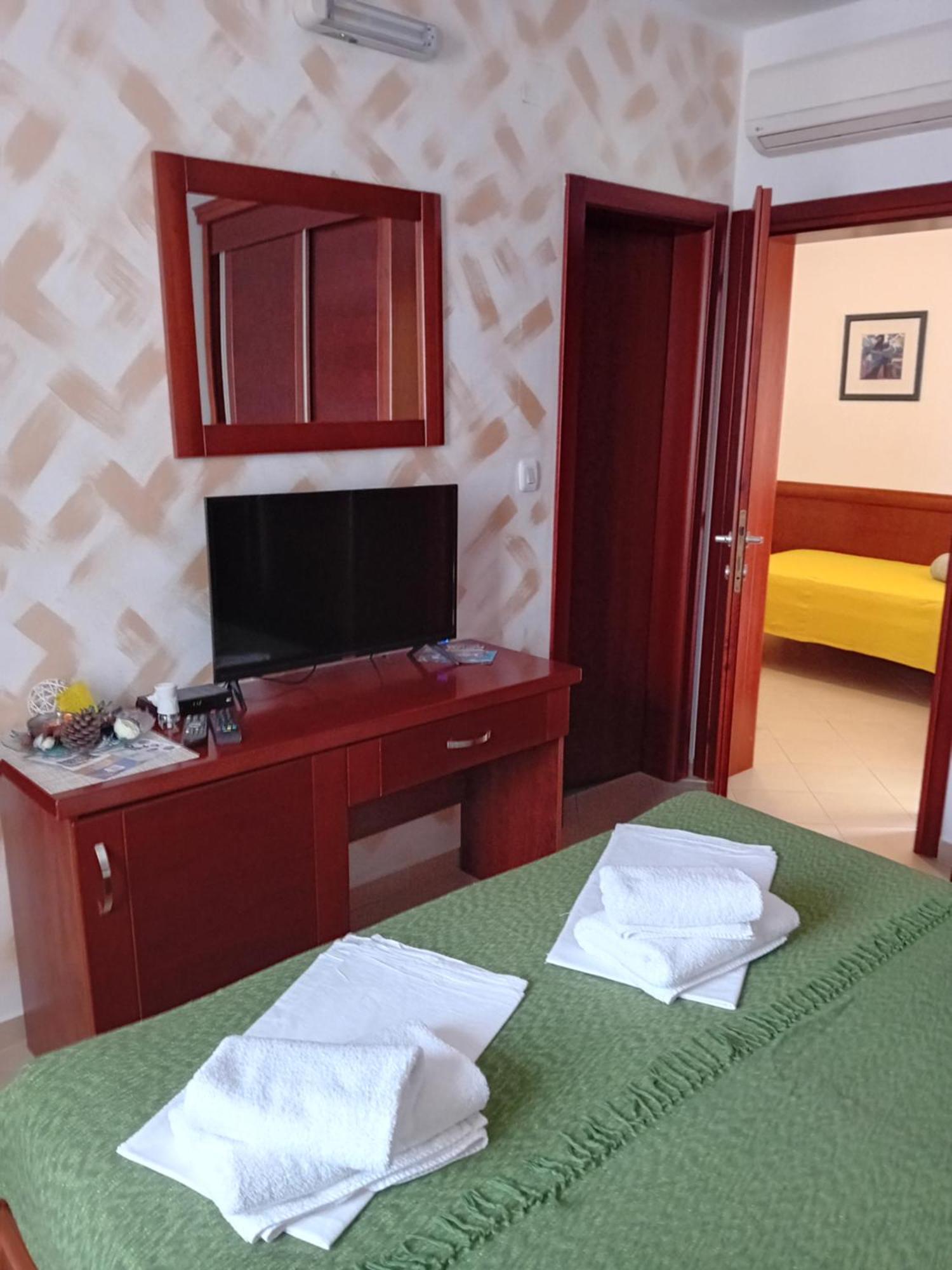 Apartments Krapina Lux بودفا المظهر الخارجي الصورة