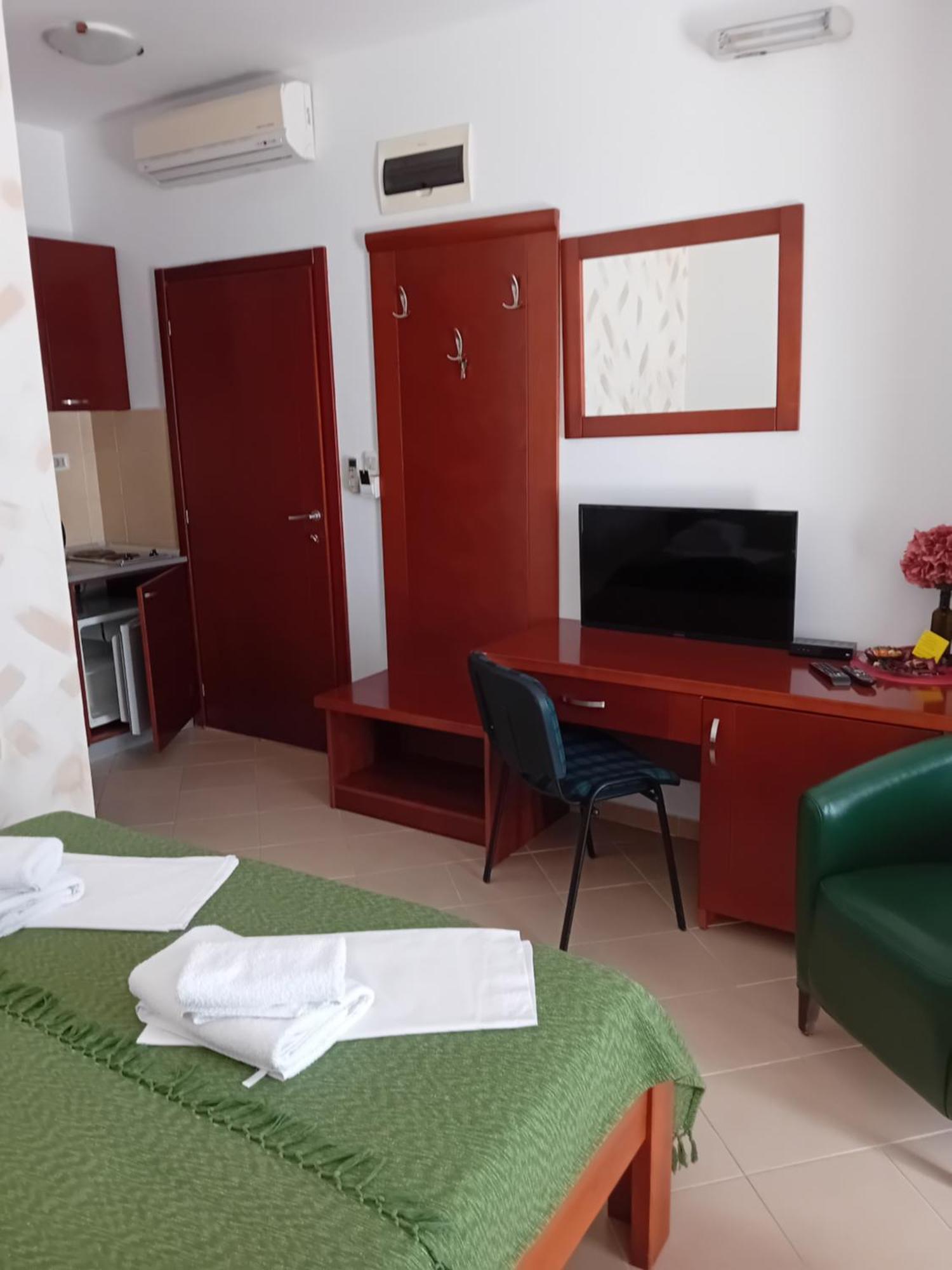 Apartments Krapina Lux بودفا المظهر الخارجي الصورة